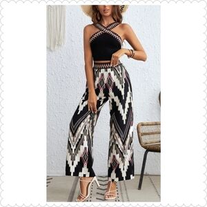 Stylish Wide Strap Sleeveless Top And Pants Set